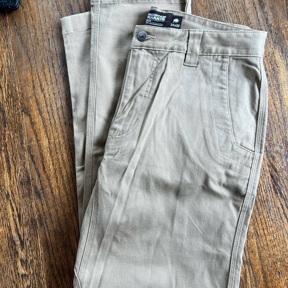 Mountain Khakis Men's Modern Fit Chinos 32x32